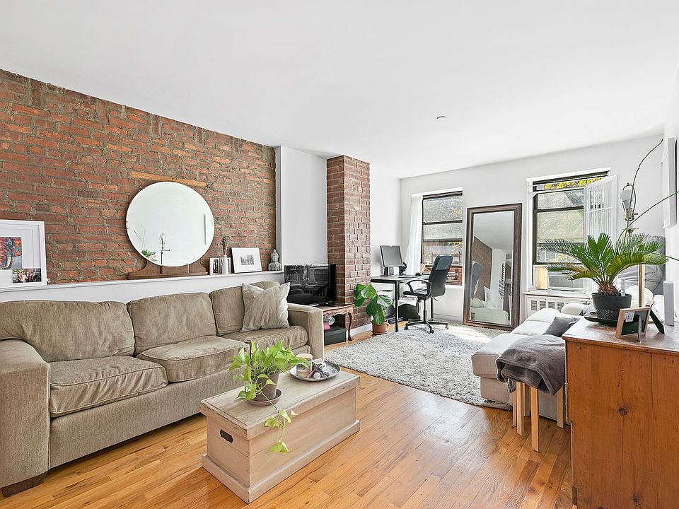 1st image of 521 E 6th St #4