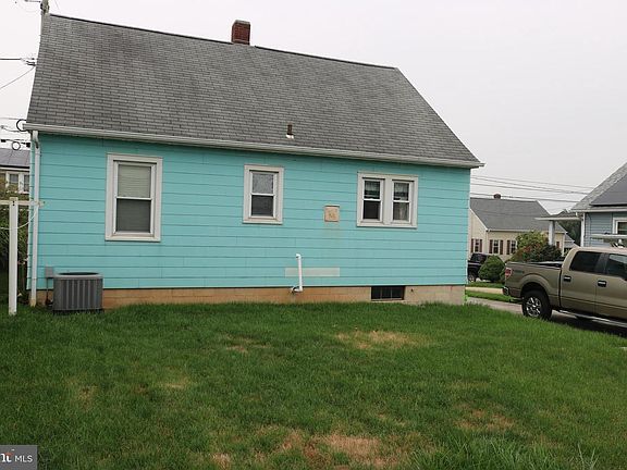 4th image of 567 N Franklin St