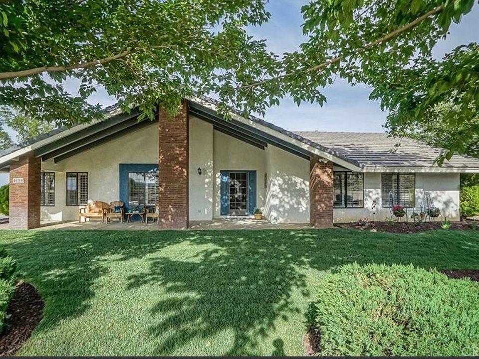 1st image of 31710 Crystalaire Dr