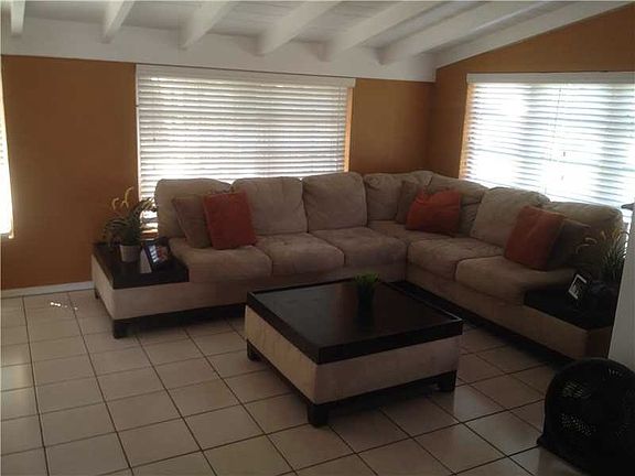 5th image of 1640 NE 178th St