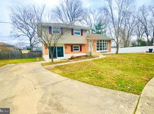 986 Sherbrook Cir, Somerdale, NJ 08083