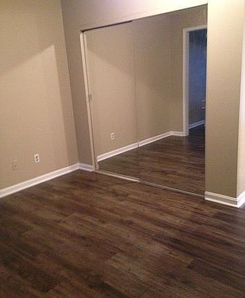 4th image of 292 Twin Brook Dr