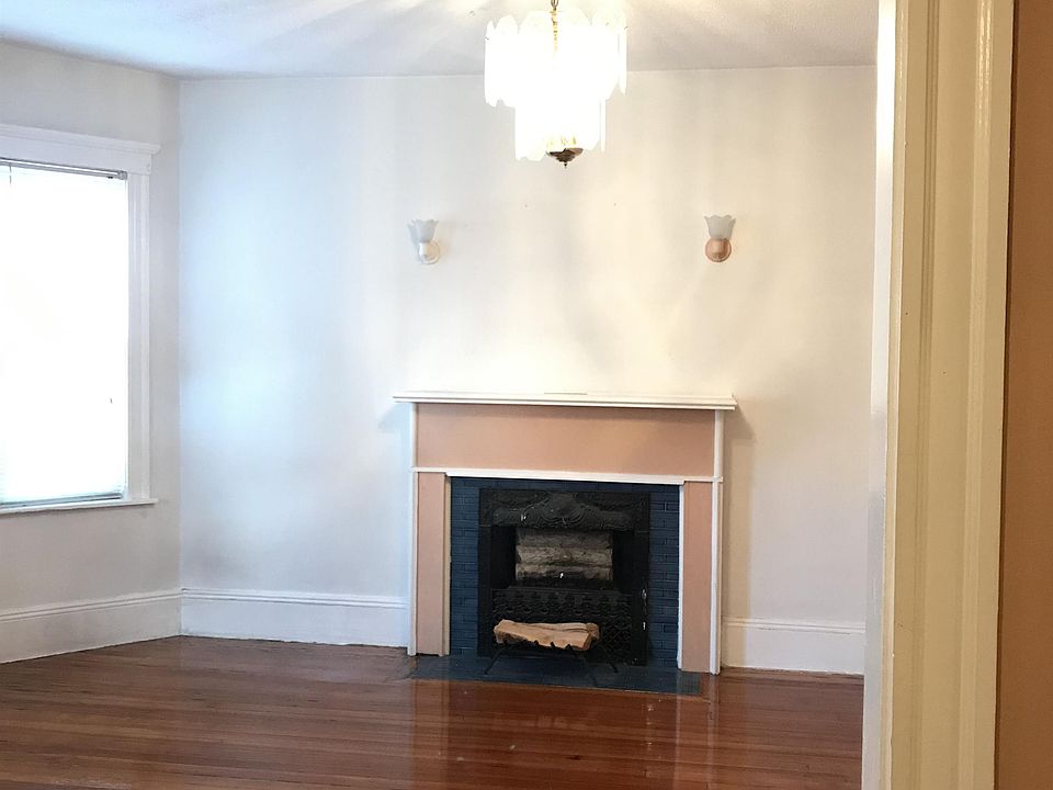 41 Stratton St 1 Apartment Rentals Dorchester Center, MA Zillow