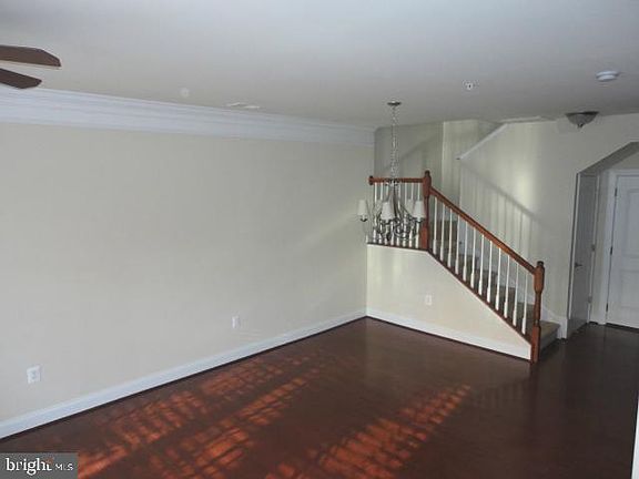 5th image of 15207 Lancashire Dr #362