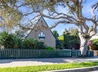 160 Monterey Ave, Pacific Grove, CA 93950