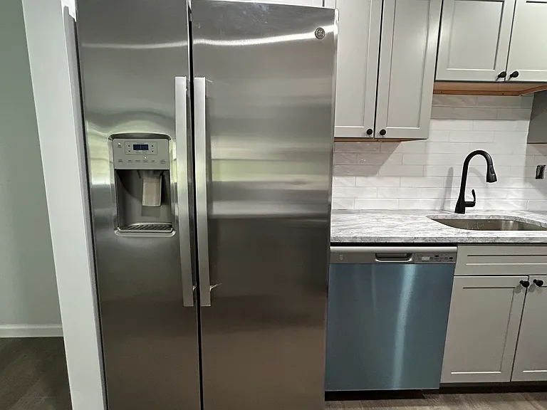 147 N Church St #2 — Photo 9