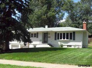 10706 Grover St, Omaha, NE 68124