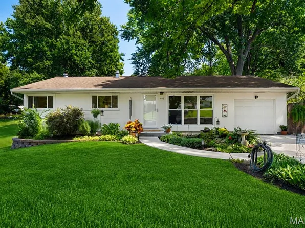 816 Barby Ln, Saint Louis, MO 63122