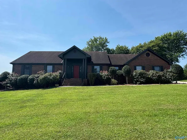 120 Roy Dr, Madison, AL 35758