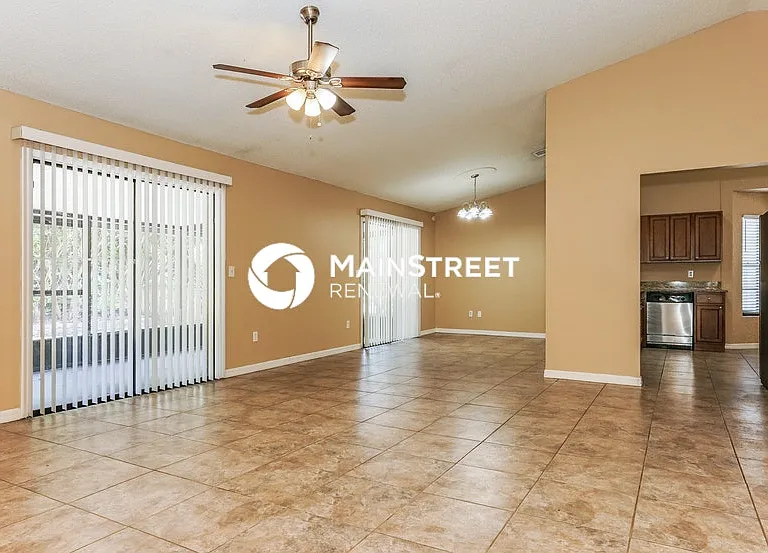 4914 Carodoc Cir — Photo 4