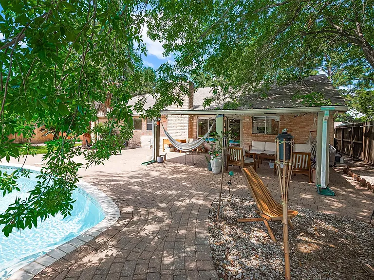 8018 Zimmermann Dr — Photo 44