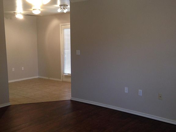 3rd image of 304 N Chicago Ave APT B