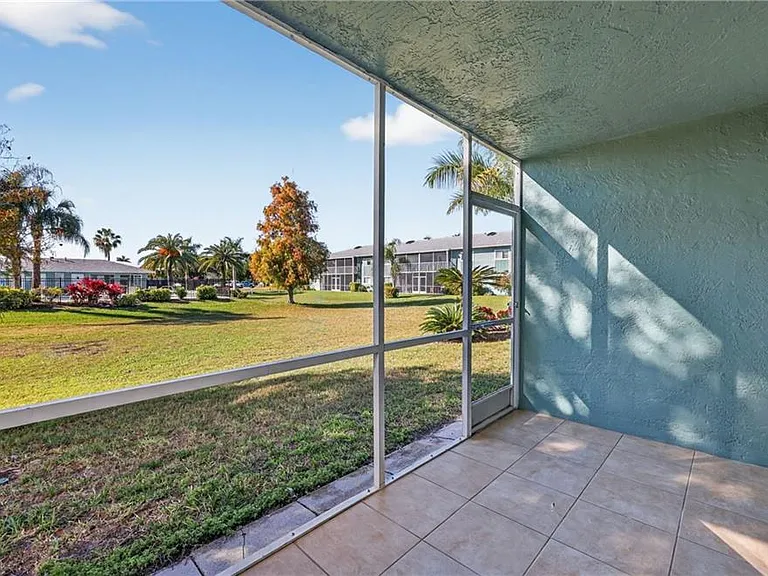 144 Cypress Way E #701 — Photo 25