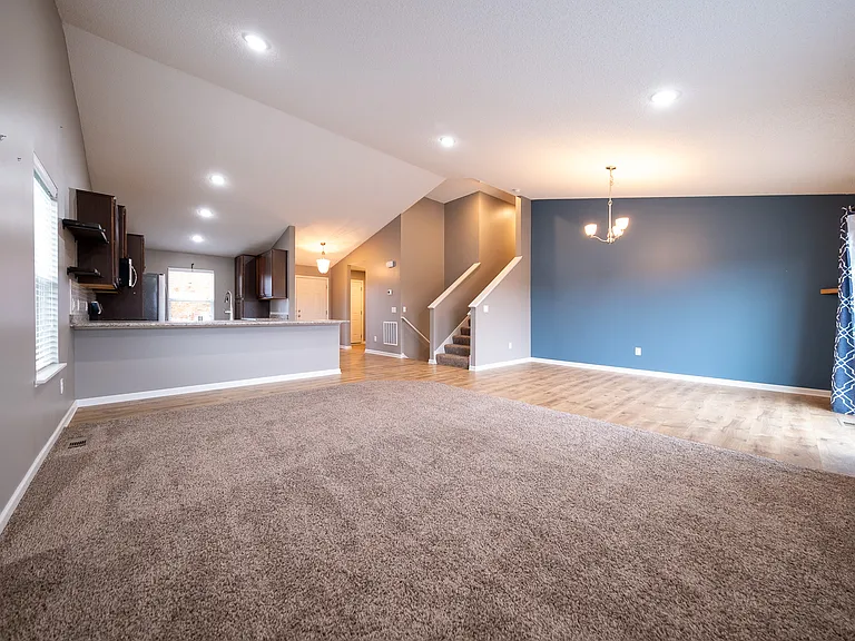 15141 Emory Cir — Photo 9