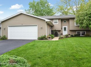 23 Sheehan Dr, Lake Villa, IL