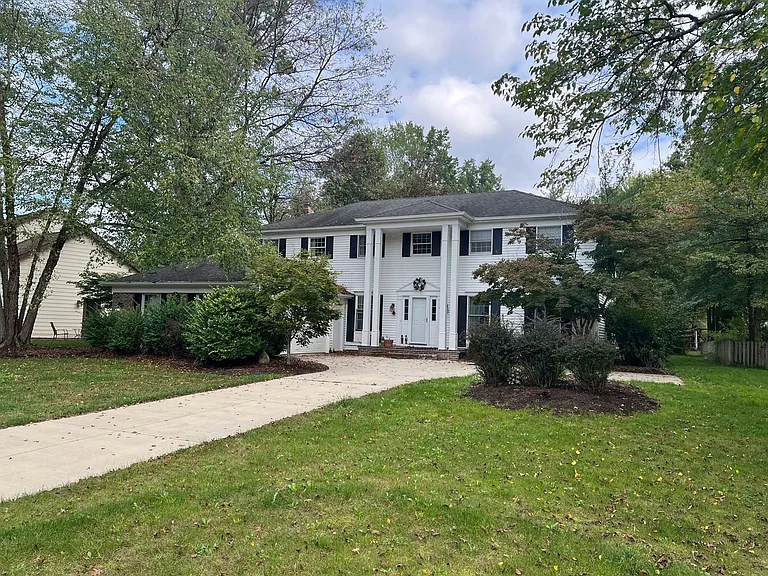 2259 Augusta Ct — Photo 1