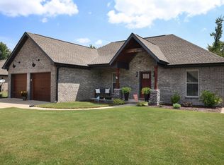 907 Division St, Muscle Shoals, AL 35661
