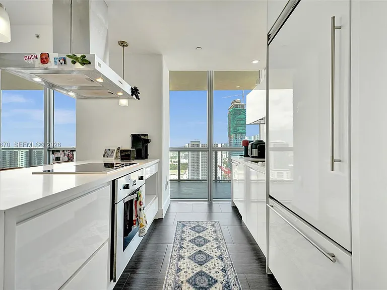 1100 Biscayne Blvd #3708 — Photo 3