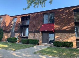 21641 Hillside Dr #3D, Clinton Township, MI 48035