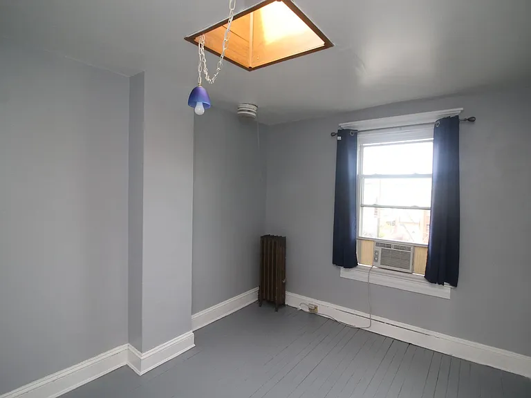 3010 Guilford Ave — Photo 36