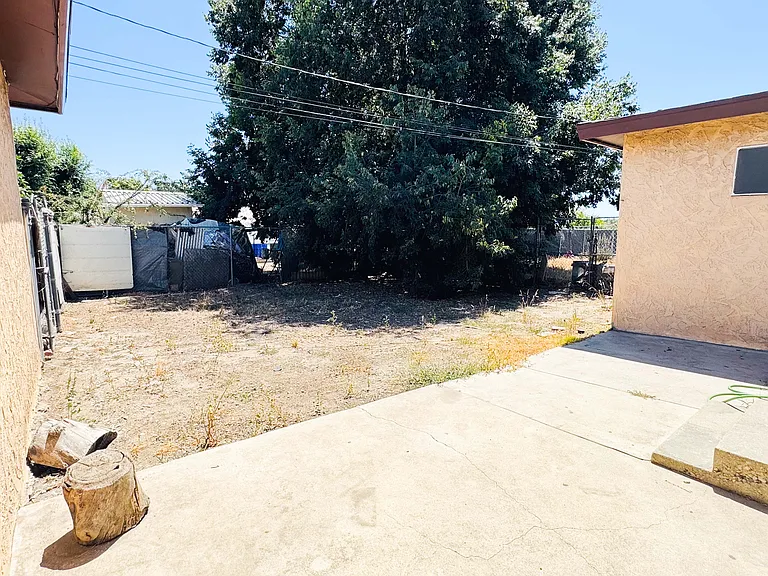 9636 Helena Ave — Photo 13