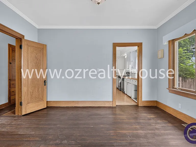 920 Wright Ave — Photo 8