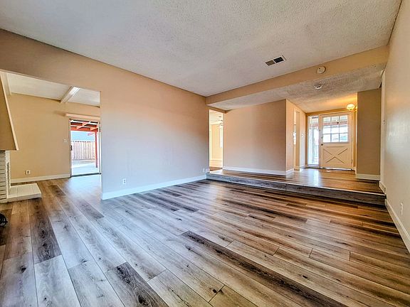 3rd image of 2732 Flory Dr