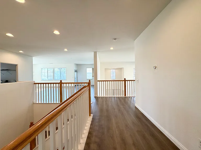 9489 Cedar Glen Ct — Photo 29