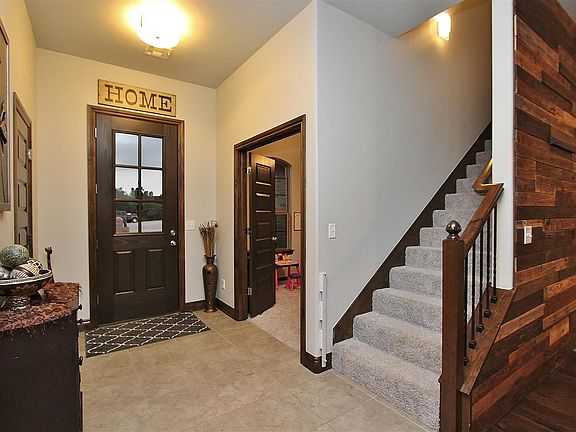 4th image of 3718 Black Forrest Ct