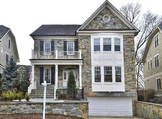 7104 Exeter Rd, Bethesda, MD 20814