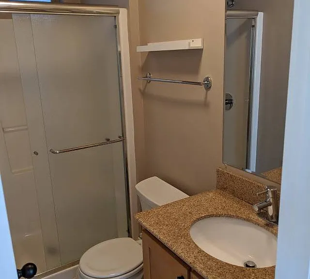 #4 - Bath 1 #4 - Bath 1