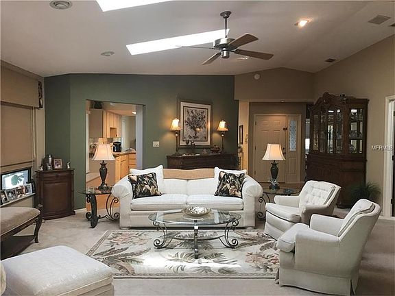 2nd image of 4905 Commonwealth Dr