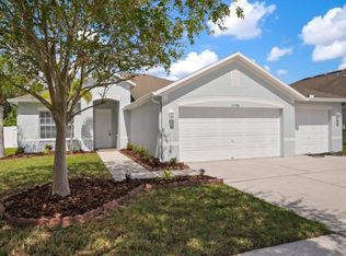 11336 Callaway Pond Dr, Riverview, FL 33579