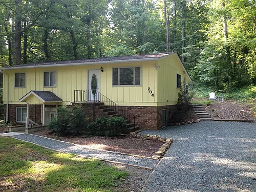 204 Valley Park Dr Photo 1 204 Valley Park Dr Photo 1