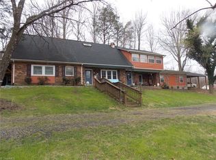 309 Chestnut Ridge Rd, Mount Airy, NC 27030
