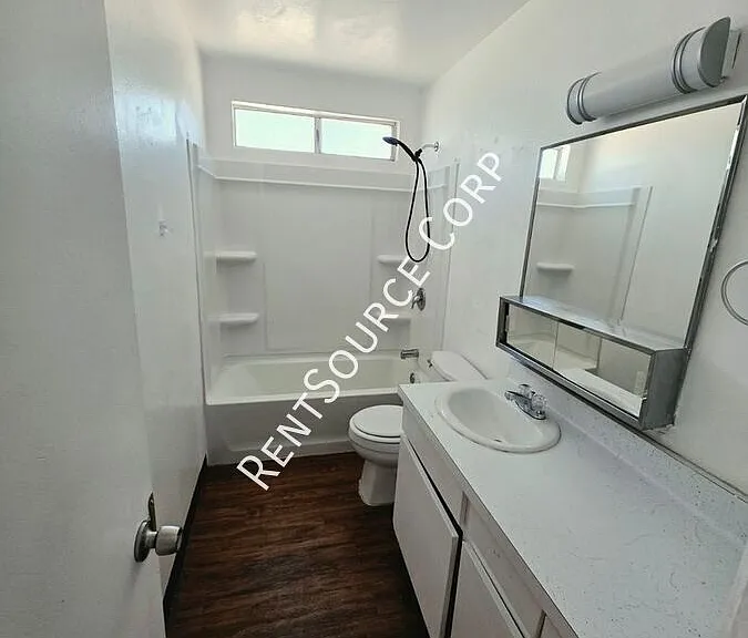 38616 Larkin Ave #4 — Photo 9