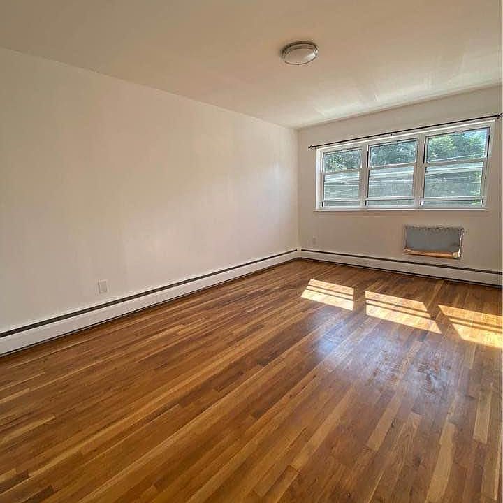 1st image of 1510 Stadium Ave Floor 2
