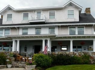 70 Grapevine Rd #A, Gloucester, MA 01930
