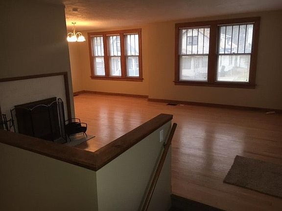 4th image of 726 N 41st Ave