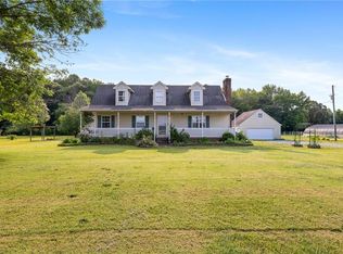 1812 Jenkins Mill Rd, Suffolk, VA 23437