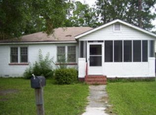 1210 Elizabeth St, Waycross, GA 31503