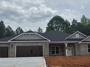 259 Blackberry Ct, Pendergrass, GA 30567