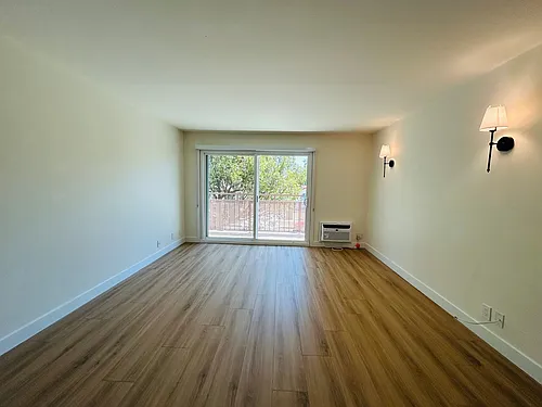 Floor plan 11