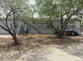 122 County Road 3052, Orange Grove, TX 78372