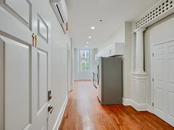 801 N Charles St, Baltimore, MD