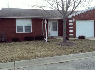 3202C Freedom Ct, Danville, IL 61832