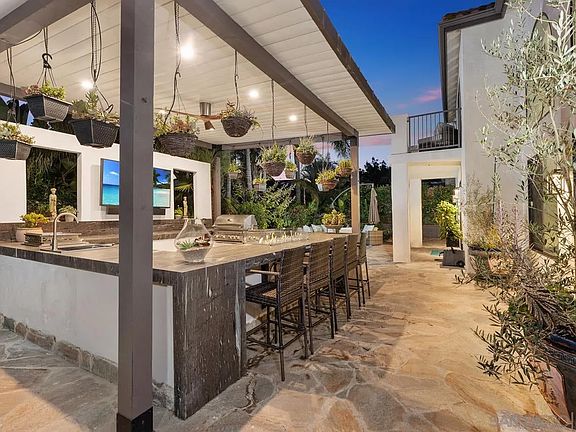 3rd image of 5033 Pearlman Way