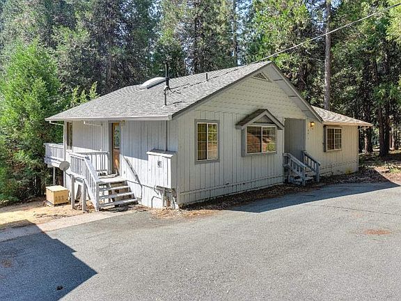 3rd image of 19512 Woodridge Dr