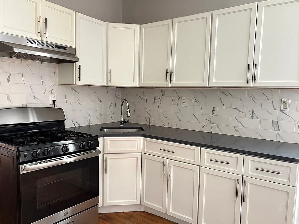 1st image of 133 Wilkinson Ave #3-2L