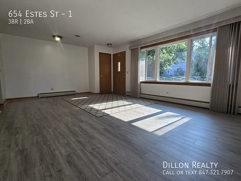 654 Estes St #1 — Photo 3
